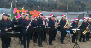 竹宵点灯式にて、我孫子高校吹奏楽部