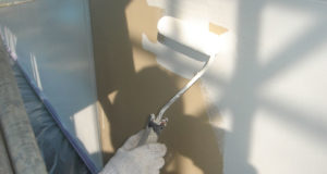 外壁塗装（下塗り）白