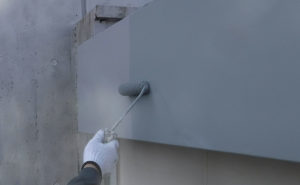 上塗りにはウレタン塗料を用いました