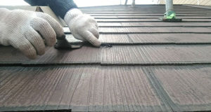 タスペーサーを指し込み縁切りをします