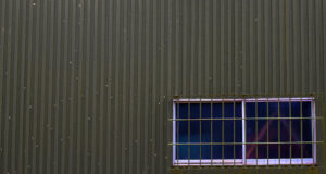 ガルバリウム 黒