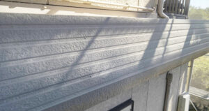 サイディングの外壁はそれほど劣化していませんでした